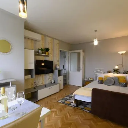 Parkside * Budapest